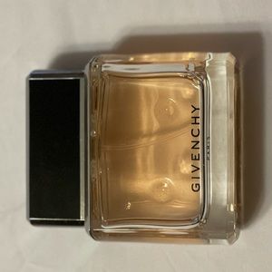 Givenchy 2.5